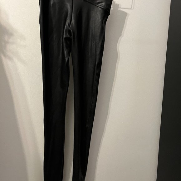 SPANX Faux Leather Leggings - Picture 3 of 3